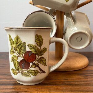 Amram's Korea Stoneware 4 Mugs Rosehip Berries Country Retro Farmstyle
